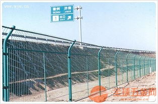 公路電焊隔離網 現代交通的安全守護者